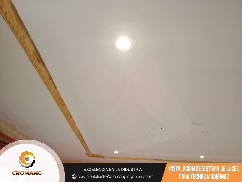 instalación de luces techos modernos