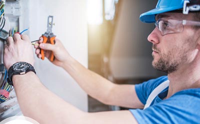 Mantenimiento de cortocircuitos en Bogotá