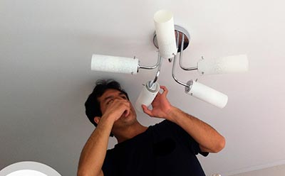 montaje de lámparas en Bogotá