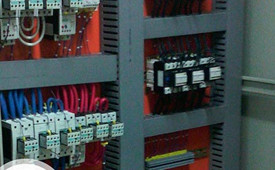 condensadores eléctricos